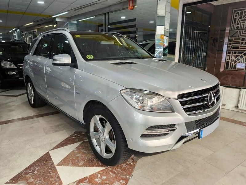 Usado Mercedes ML250 204 CV (150 kW) 2012 Gris / plata SUV
