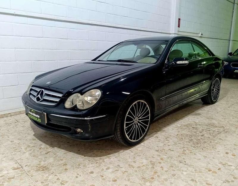 Negro Usado 2004 Mercedes CLK200 Coupe | 3800 € (Super precio) - Imagen 1/4
