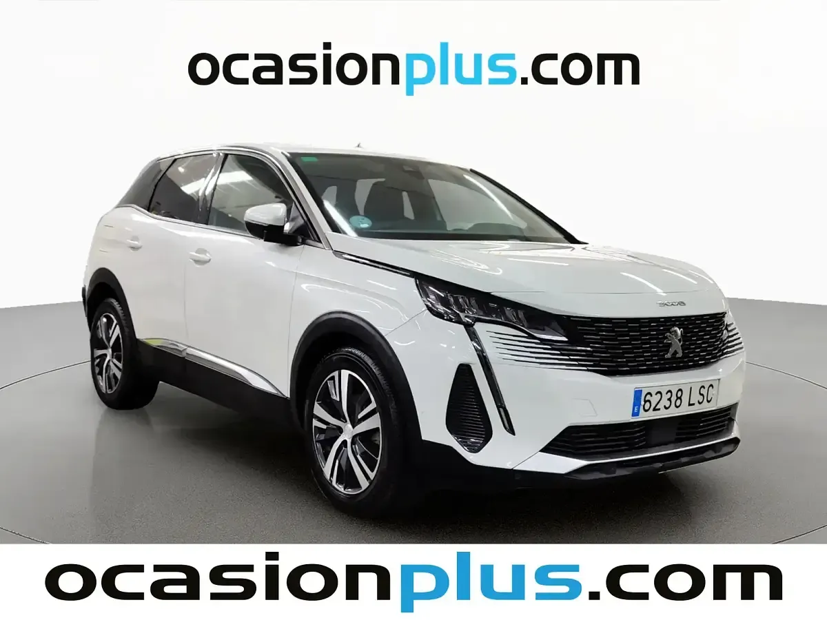 Usado Peugeot 3008 Allure 130 CV (95 kW) 2021 Blanco SUV