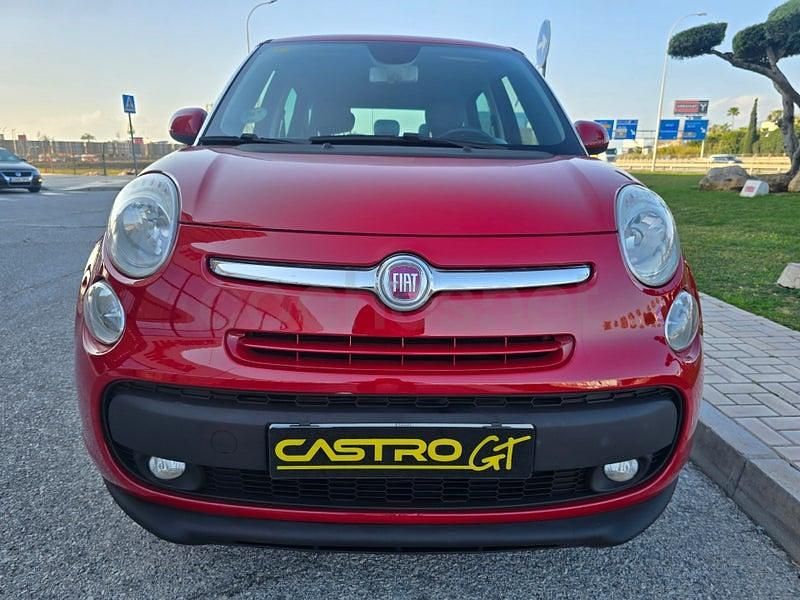 Usado Fiat 500L Living 85 CV (62 kW) 2014 Rojo Monovolumen
