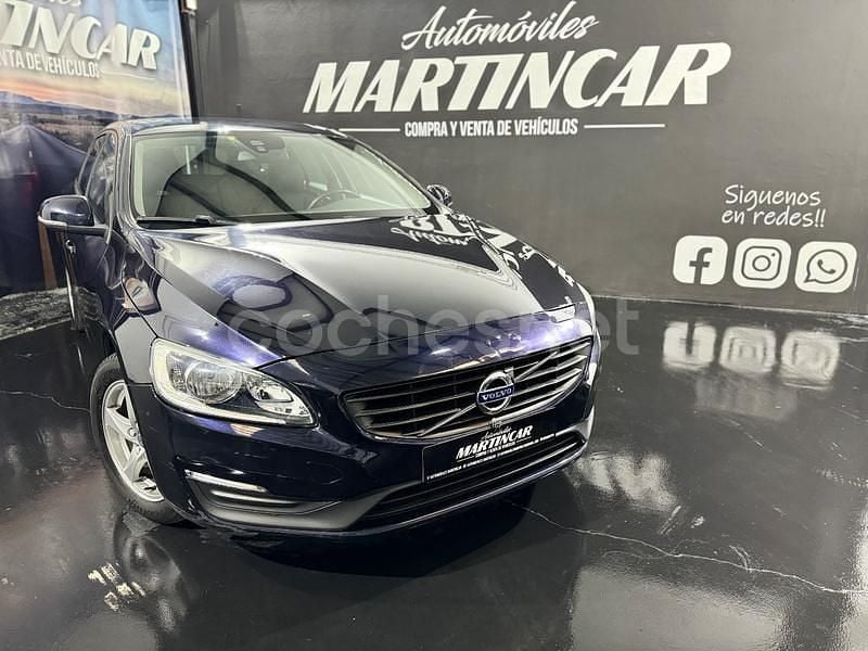 Azul Usado 2017 Volvo V60 Kinetic Familiar | 12.999 € (Precio justo) - Imagen 1/4