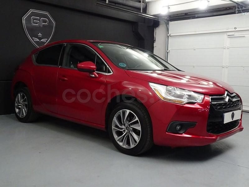 Usado Citroën DS4 Style 120 HP (88 kW) 2013 Vermelho Citadino