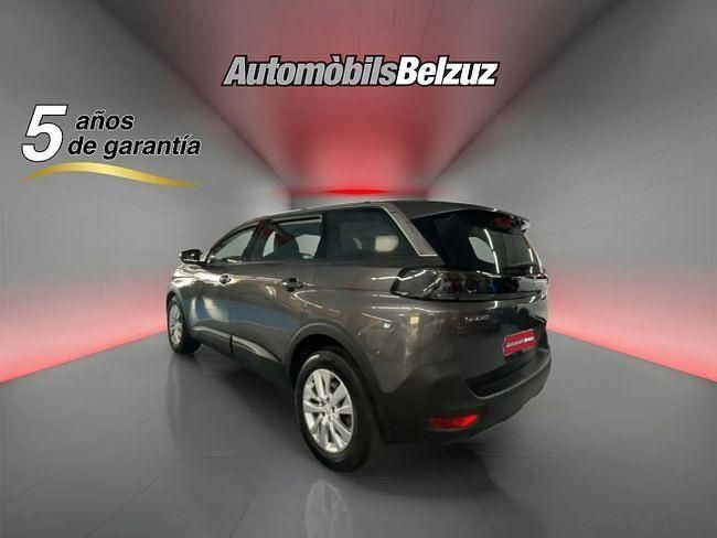 Usado Peugeot 5008 Active 131 CV (96 kW) 2021 Gris Monovolumen