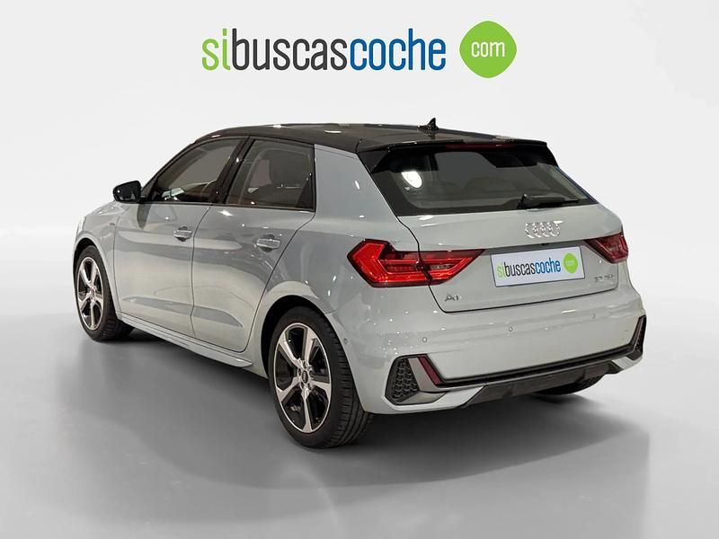 Usado Audi A1 Sportback 116 CV (85 kW) 2025 Gris/plata Utilitario