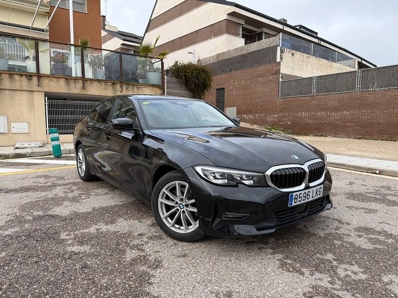 Negro Usado 2020 BMW 320 Berlina | 21.000 € (Precio justo) - Imagen 1/4