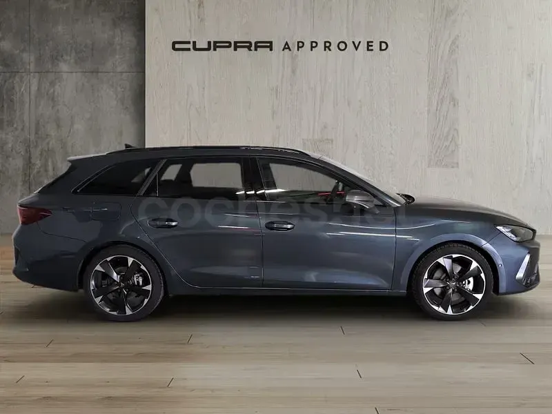 Usado Cupra Leon 204 CV (150 kW) 2025 Gris / plata Familiar