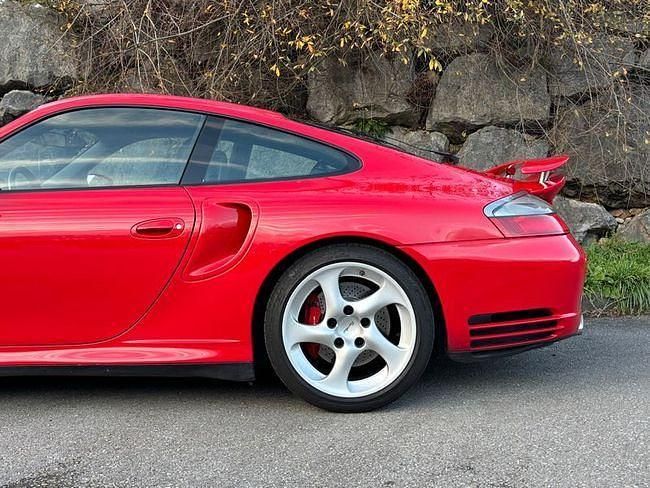Usado Porsche 996 Turbo 420 CV (308 kW) 2001 Rojo Coupe