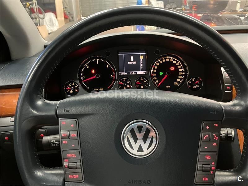 Gris / plata Usado 2004 VW Phaeton Berlina | 10.500 € - Imagen 1/4