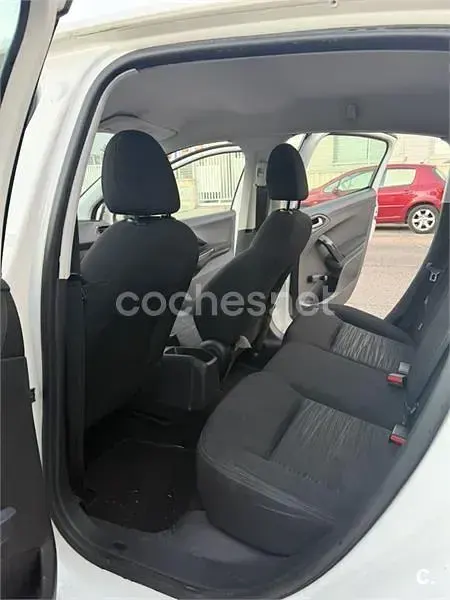 Usado Peugeot 208 Active 68 CV (50 kW) 2014 Blanco Utilitario
