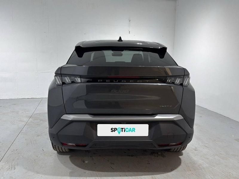 Usado Peugeot 3008 Allure 145 CV (106 kW) 2024 Gris SUV
