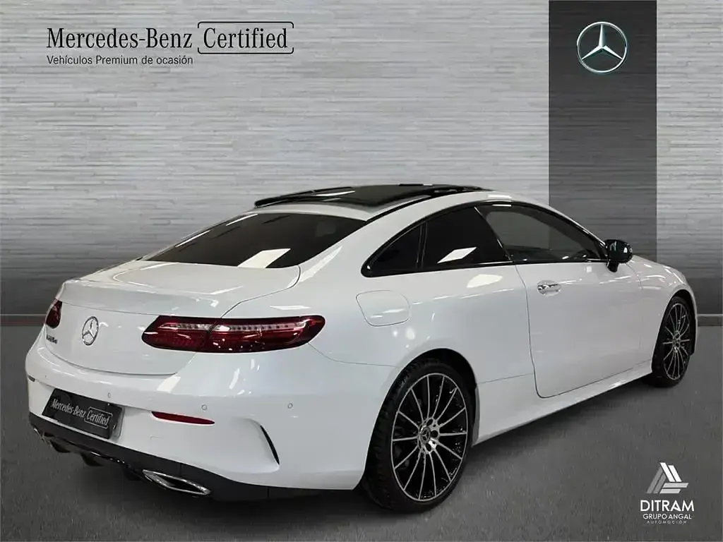 Usado Mercedes E220 194 CV (142 kW) 2022 Pintura manufaktur manufaktur Coupe