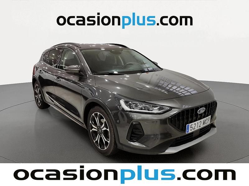 Usado Ford Focus Active 155 CV (114 kW) 2022 Gris