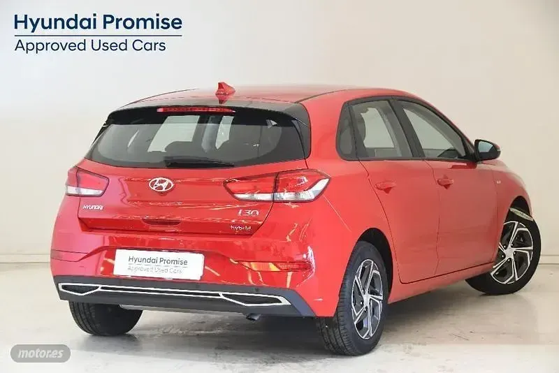 Usado Hyundai i30 120 CV (88 kW) 2022 Berlina