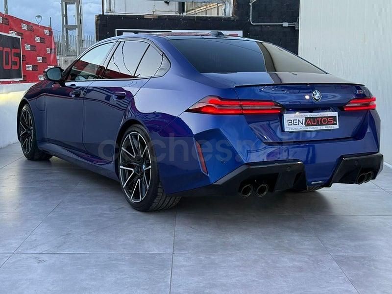 Käytetty BMW M5 727 HP (534 kW) 2024 Sininen Sedan