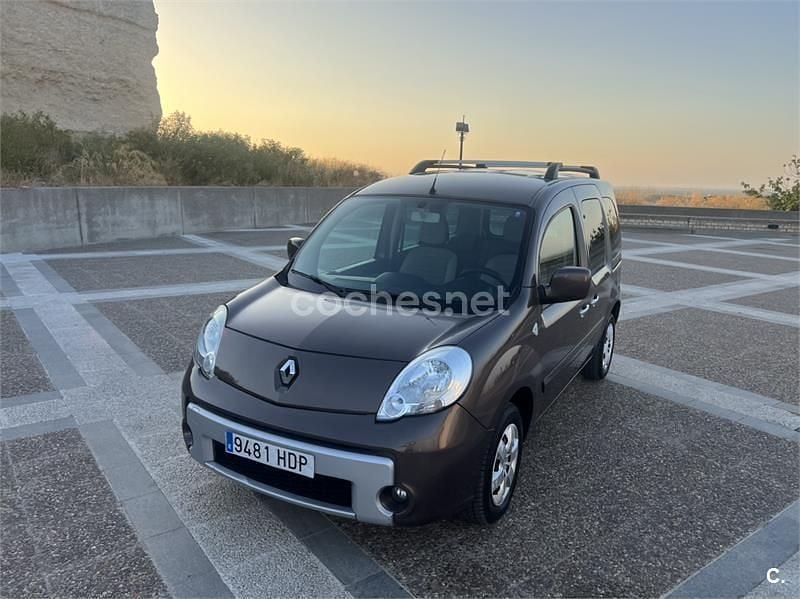 Marrón Usado 2012 Renault Kangoo Expression Familiar | 6990 € (Precio justo) - Imagen 1/4