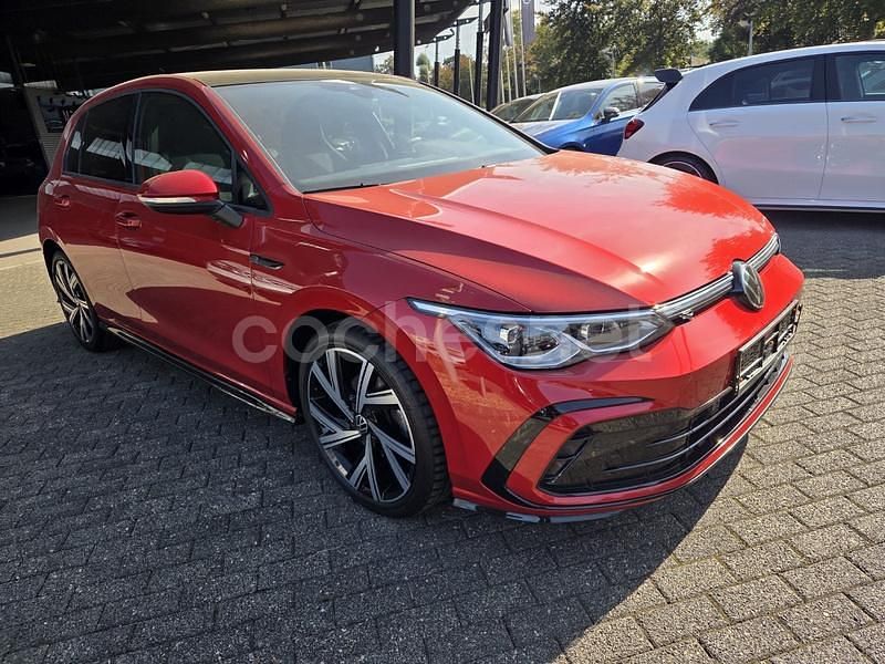 Granate Usado 2022 VW Golf VIII R-line Berlina | 30.900 € (Caro) - Imagen 1/4