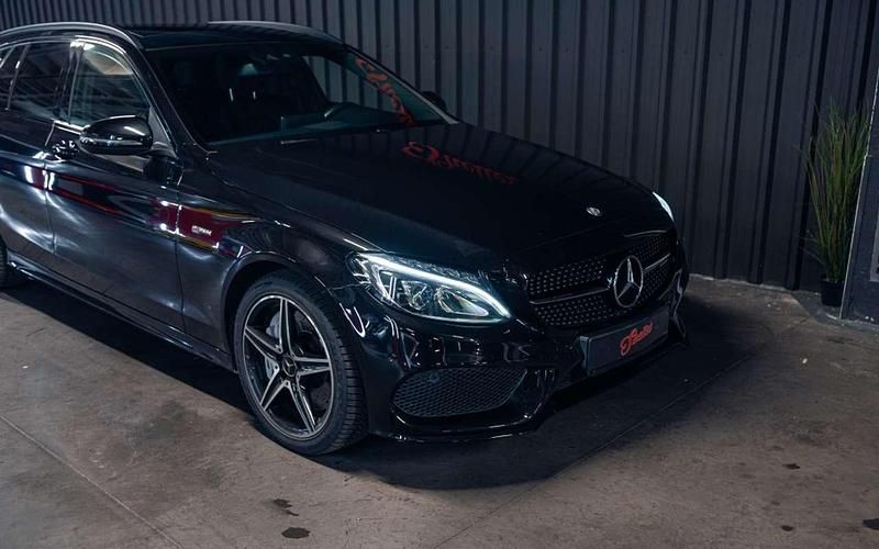 Usado Mercedes C43 AMG AMG 367 CV (269 kW) 2017 Negro Familiar