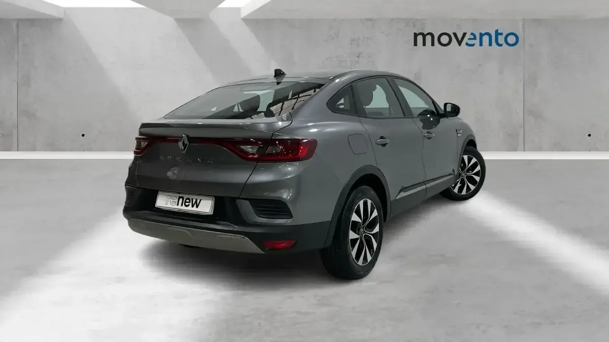Usado Renault Arkana Intens 140 CV (102 kW) 2021 Gris SUV