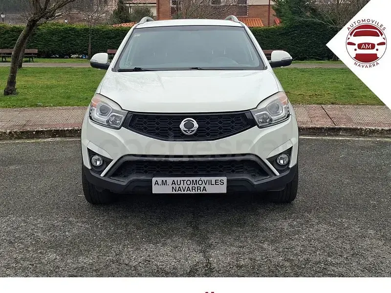 Usado SsangYong Korando Limited 149 CV (109 kW) 2015 Blanco SUV