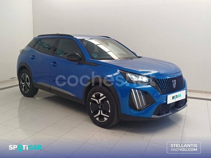 Usado Peugeot 2008 Allure 130 CV (95 kW) 2024 Azul SUV