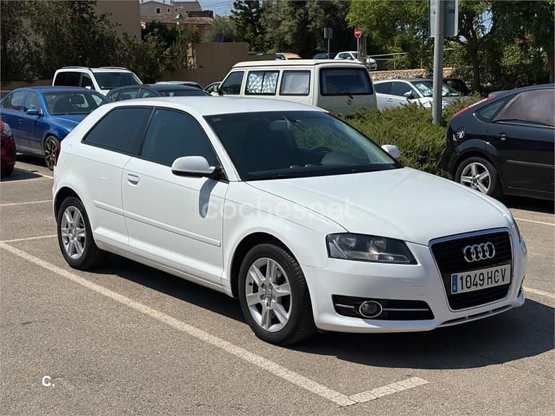 Blanco Usado 2011 Audi A3 Berlina | 9400 € (Precio justo) - Imagen 1/4