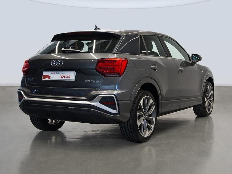 Usado Audi Q2 S-Line 116 CV (85 kW) 2025 Gris SUV