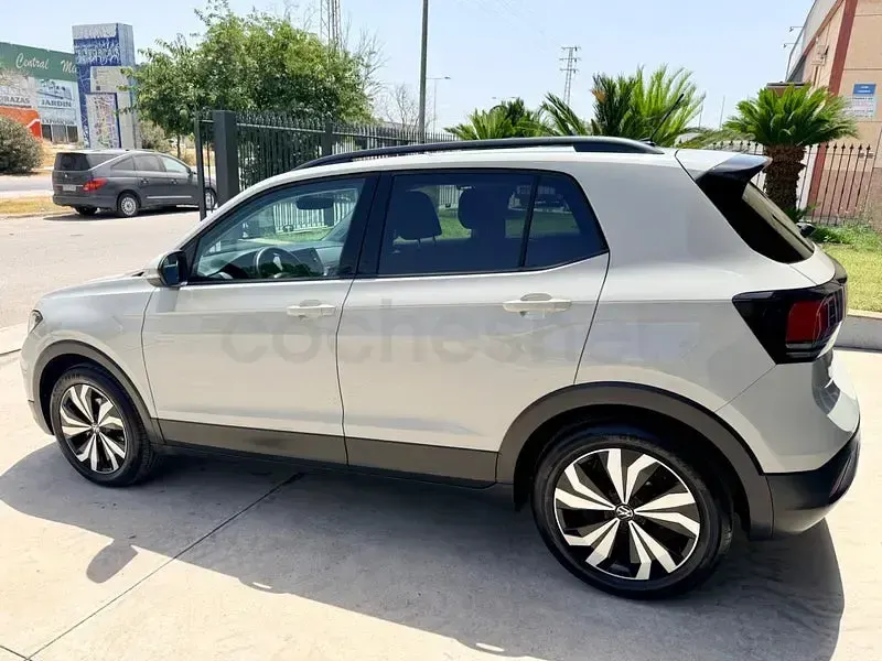 Usado VW T-Cross Life 115 CV (84 kW) 2025 Beige SUV