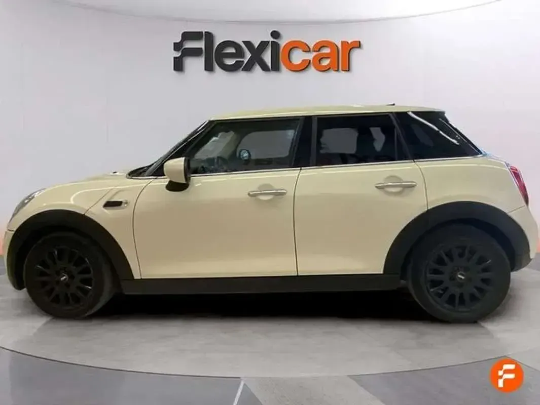 Käytetty Mini Cooper 102 HP (75 kW) 2019 Peessi Viistoperä