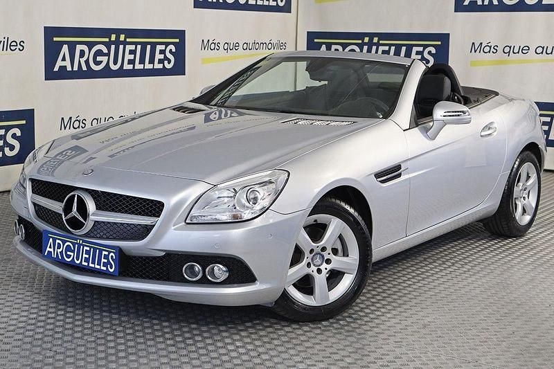 Gris / plata Usado 2013 Mercedes SLK200 Descapotable | 26.950 € (Un poco caro) - Imagen 1/4
