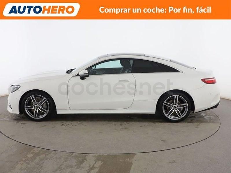 Usado Mercedes E220 AMG line 195 CV (143 kW) 2018 Blanco Coupe