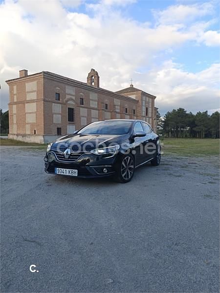 Negro Usado 2017 Renault Mégane IV Bose Edition Berlina | 12.500 € (Precio justo) - Imagen 1/4