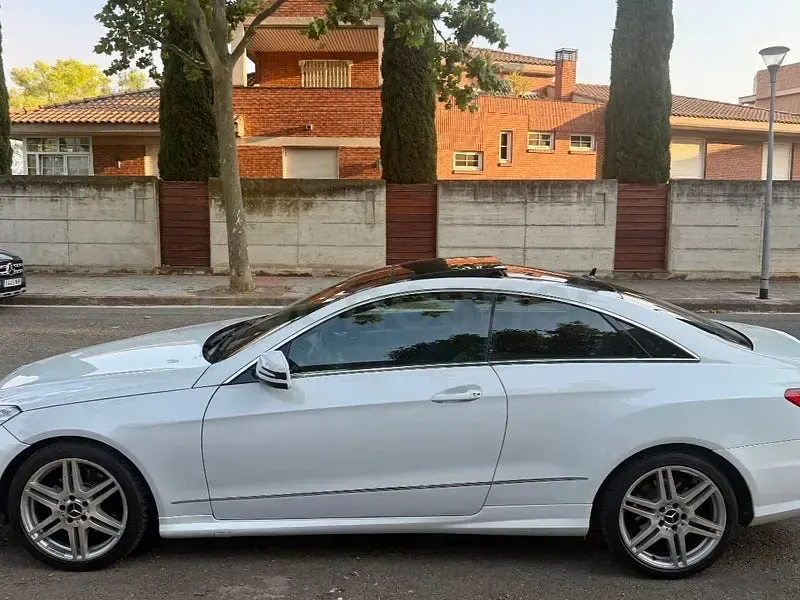 Usado Mercedes E350 231 CV (169 kW) 2010 Blanco Coupe