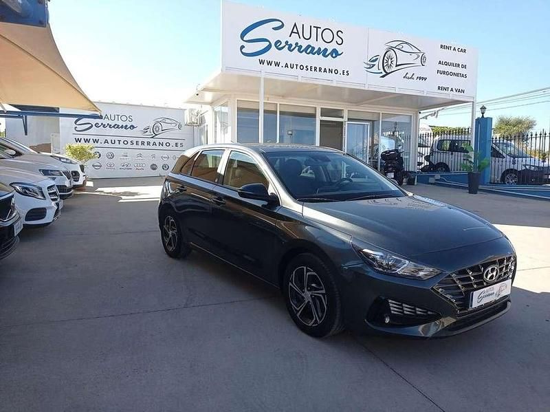 Verde Usado 2022 Hyundai i30 Utilitario | 16.250 € (Precio justo) - Imagen 1/4