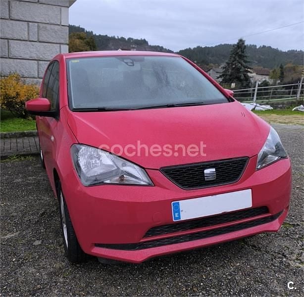 Usado Seat Mii Style 75 CV (55 kW) 2012 Rojo Utilitario