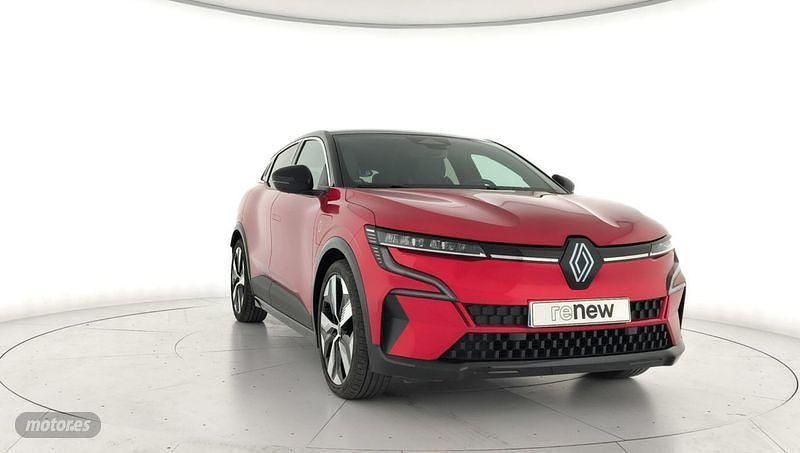Usado Renault Megane E-Tech Techno 161 kW (219 CV) 2023 Rojo Berlina