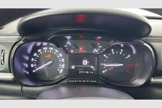 Usado Citroën C3 Feel 102 CV (75 kW) 2022 Utilitario