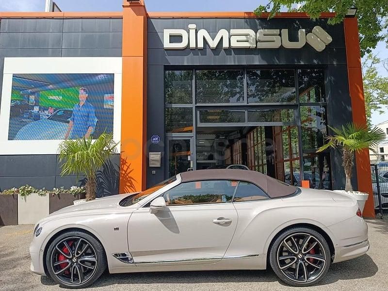 Usado Bentley Continental GT Convertible 635 CV (467 kW) 2020 Gris / plata Descapotable