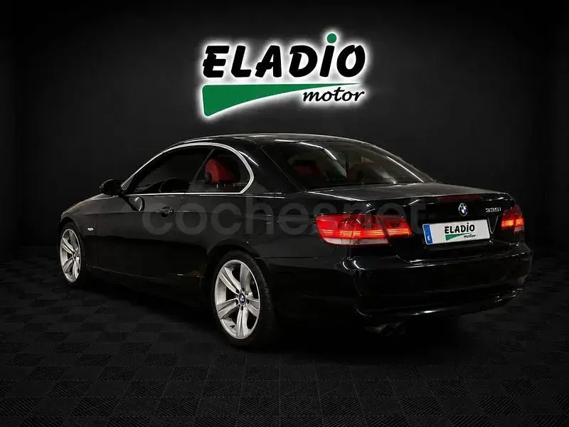 Usado BMW 330 Cabriolet 272 CV (200 kW) 2008 Negro Descapotable