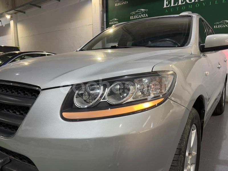 Usado Hyundai Santa Fe Style 155 CV (114 kW) 2008 Gris / plata SUV
