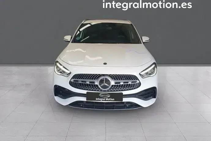 Usado Mercedes GLA200 149 CV (109 kW) 2022 SUV