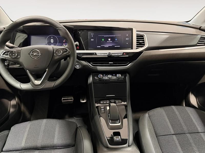 Usado Opel Grandland X GS Line 225 CV (165 kW) 2023 Gris/plata SUV