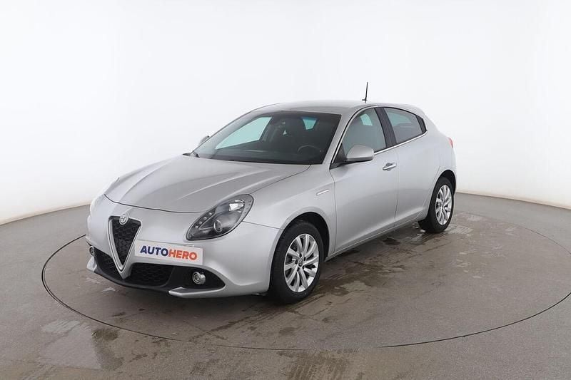Usado Alfa Romeo Giulietta Super 120 CV (88 kW) 2017 Plata Utilitario