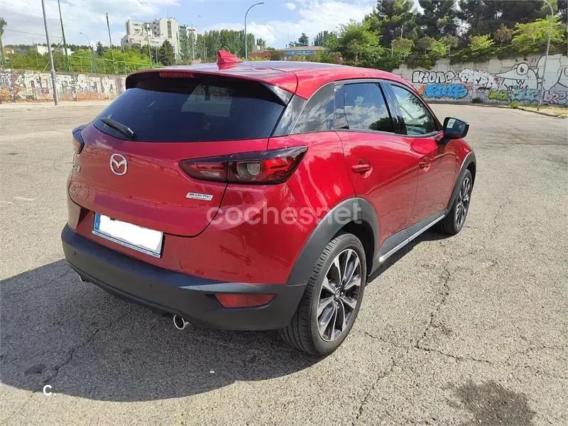 Usado Mazda CX-3 121 CV (88 kW) 2019 Granate SUV