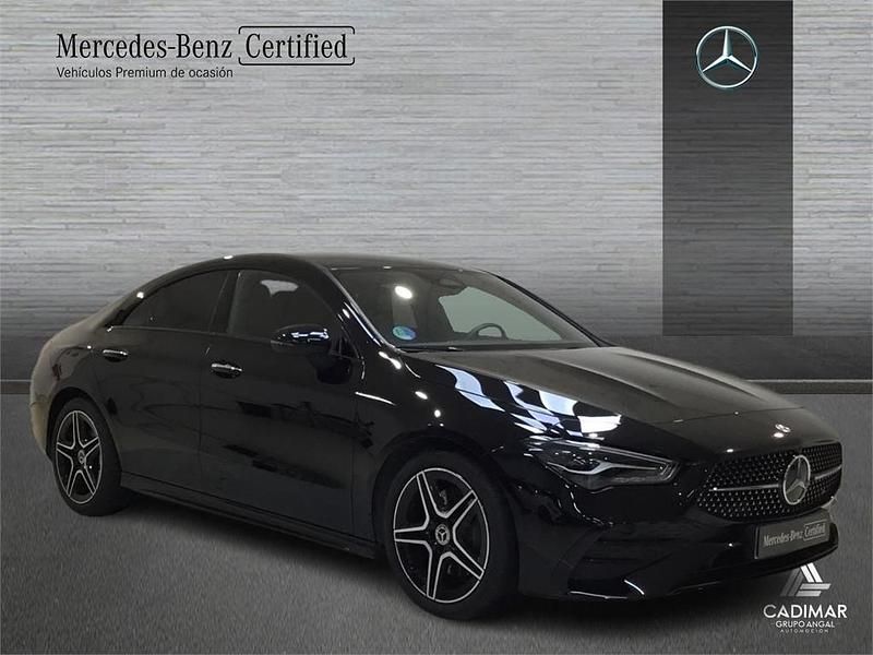 Usado Mercedes CLA200 163 CV (119 kW) 2025 Negro Berlina