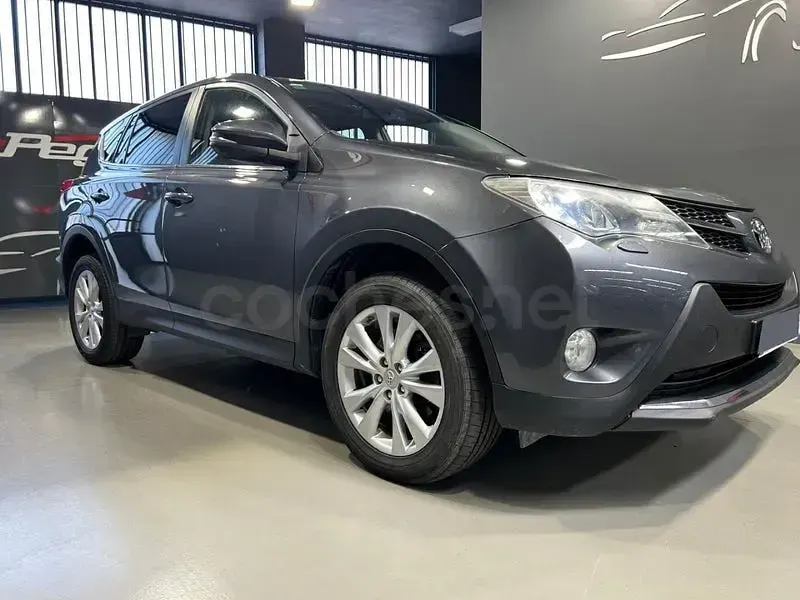 Usado Toyota RAV4 Executive 150 CV (110 kW) 2013 Gris / plata SUV