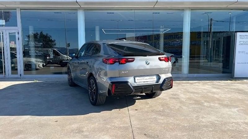 Usado BMW X2 Comfort Edition 163 CV (119 kW) 2025 Gris / plata SUV