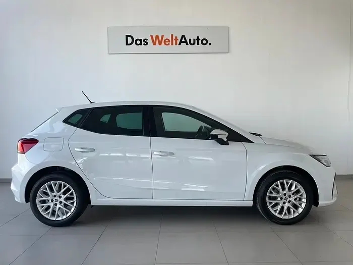 Usado Seat Ibiza Style 116 CV (85 kW) 2026 Blanco Utilitario