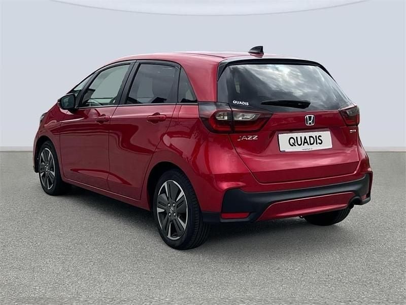 Usado Honda Jazz Advance 122 CV (89 kW) 2024 Rojo Utilitario