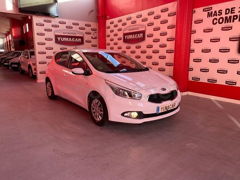 Usado Kia Ceed 100 CV (73 kW) 2013 Blanco Utilitario