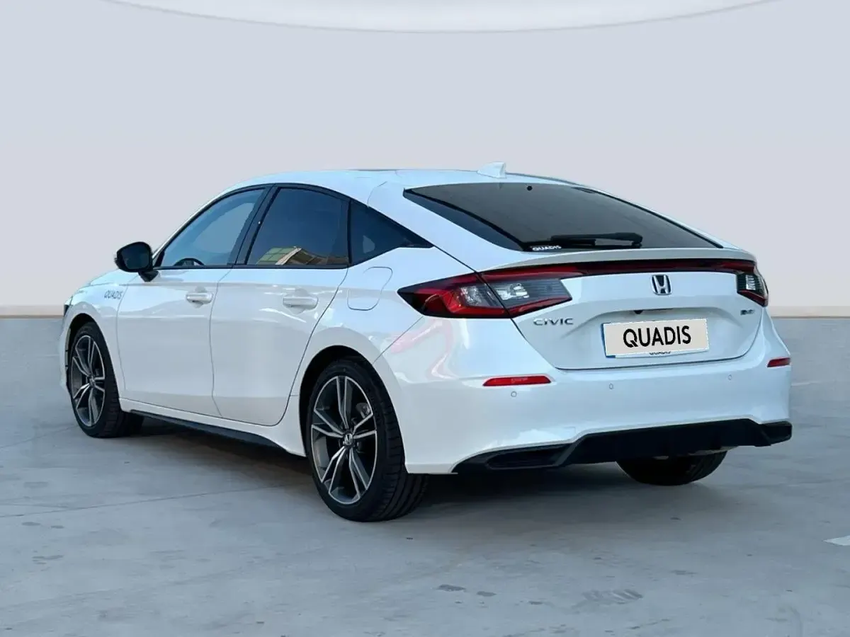 Usado Honda Civic Advance 184 CV (135 kW) 2025 Blanco Berlina
